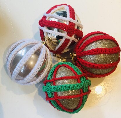 Tartan and stripe Christmas bauble