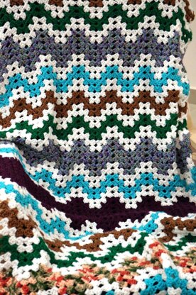 Granny ripple blanket