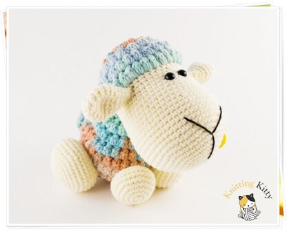 Amigurumi Crochet Lamb Toy Kit – Lion Brand Yarn