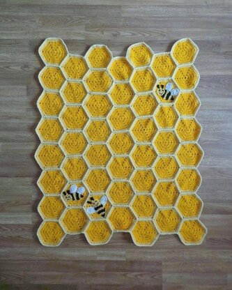 Bee Happy Honeycomb Baby Blanket Lapghan Crochet Pattern