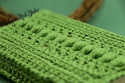 Crochet Pattern - Laura Book Cover