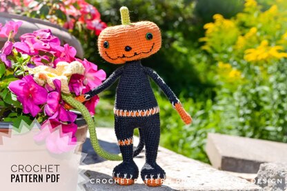 Mr Pumpkin amigurumi doll