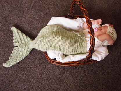 Baby Mermaid Tail Cocoon