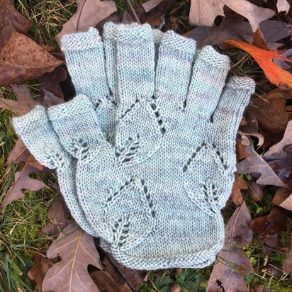 Twin Leaf Gloves