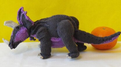 MICRO TRACY TRICERATOPS TOY DINOSAUR KNITTING PATTERN