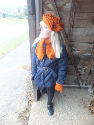 Child's Textured Scarf, Beret and Gloves