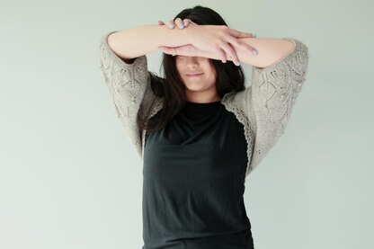 Patricia - leaf pattern shrug