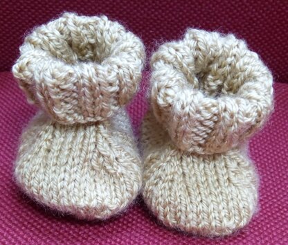 Simplified Baby Booties