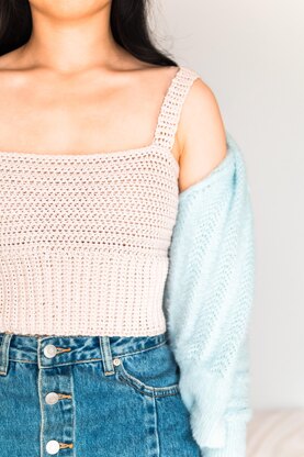 Simple Crop Top with Ribbed Hem - How to crochet a summer crop top DIY  Tutorial! // For The Frills 