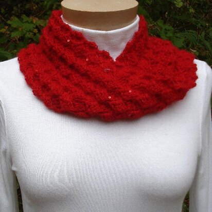 Sequined Mobius Cowl - PA-130a