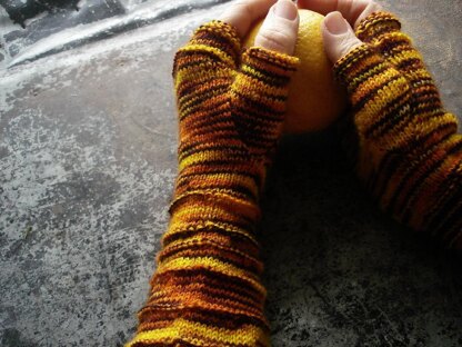 Saturated Fingerless Gloves