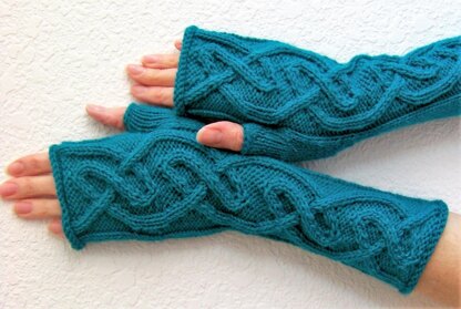 Cabled Fingerless Gloves - Katie's