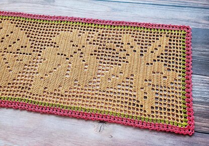 Fall Leaves Table Runner