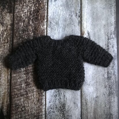 Itty Bitty Raglan