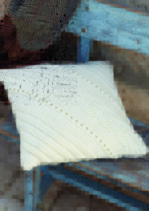 Cushion Covers in Hayfield Chunky with Wool - 7304 - Downloadable PDF