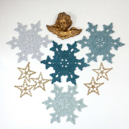 Christmas Snowflake Coaster and Garland