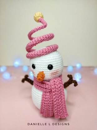 Snowman amigurumi pattern