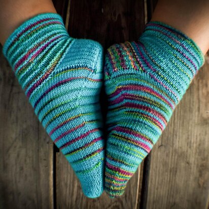 Rainbow Shortstack - knitting pattern