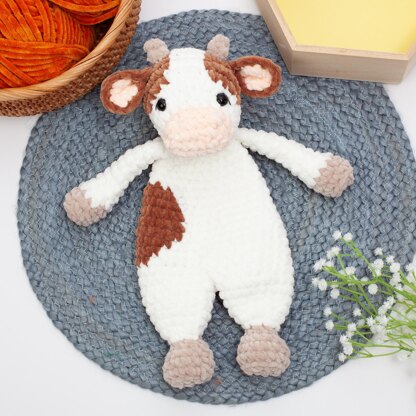 Cow lovey crochet pattern. Baby lovey