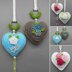 Heart hanging decoration in 2 versions - versatile & easy from scraps of yarn
