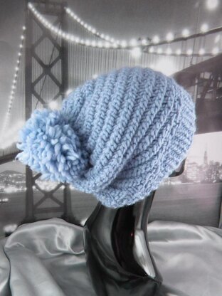 Superfast Swirl Bobble Slouch Hat Circular