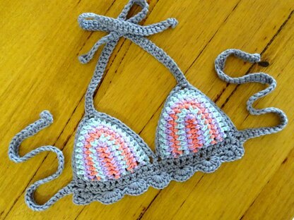 Bikini Top Knitting Pattern Women's Knit PDF Pattern Knitted