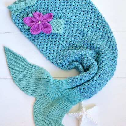 Mermaid Tail Snuggle Blanket