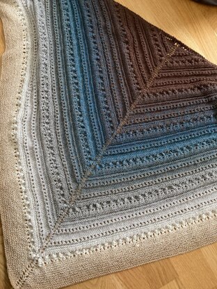 Whiskey Glass Shawl