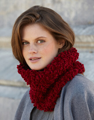 Neck Warmer in Katia Velvet Loop