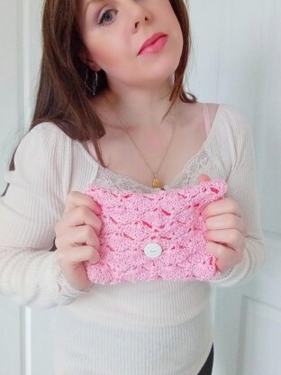 Crochet Lacy Clutch Bag/Purse Pattern