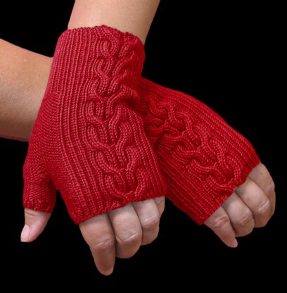 Dynamic Duo Reversible Fingerless Gloves