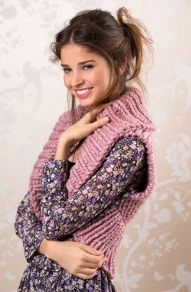 Cozy Shrug in Red Heart Grande - LW4525