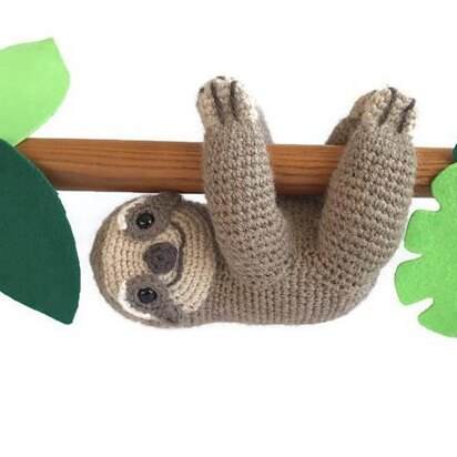 Sebastian the Sloth Amigurumi