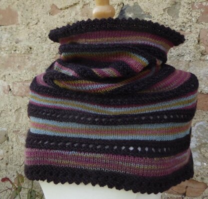 Dorotea Cowl