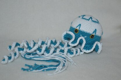 Amigurumi Jellyfish toy