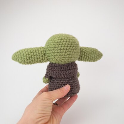 Free Baby Yoda Inspired Fan Art Pattern