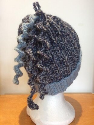 Twizzle hat © Seashells Designs