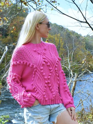 Women's pink knitted sweater