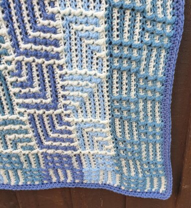 Mosaic Pinwheel Blanket in Blues