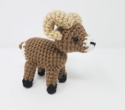 Amigurumi Kit Bighorn Sheep Ruby