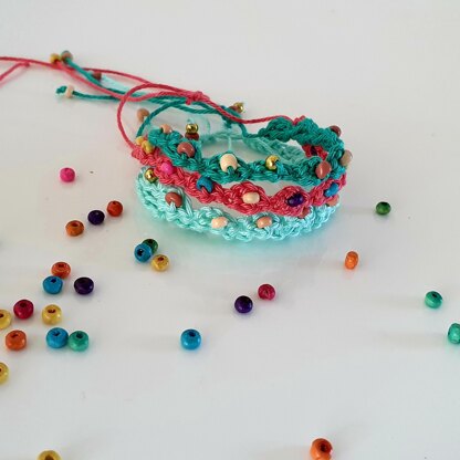 Left Over Yarn Bracelets