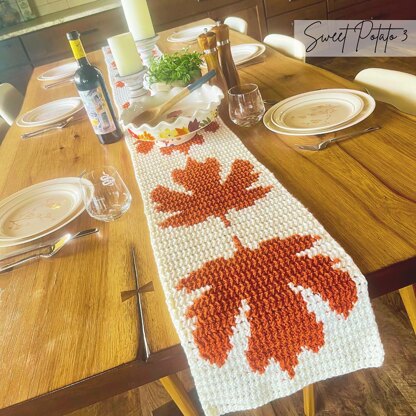 Fall Leaves Table Runner