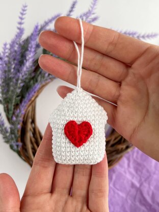 Crochet house with heart Amigurumi pattern Valentine ornament Crochet keyring charm Car hanger