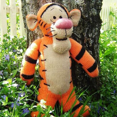 Knitted Tigger Winnie's friend