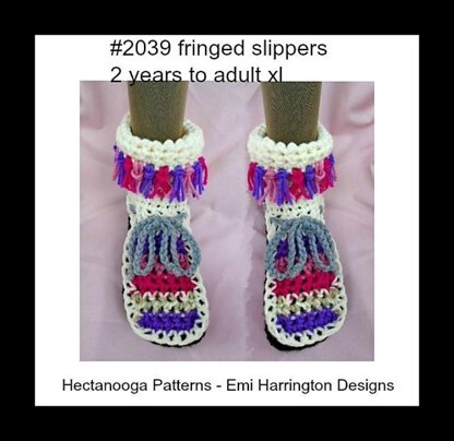 2039- FRINGED slippers