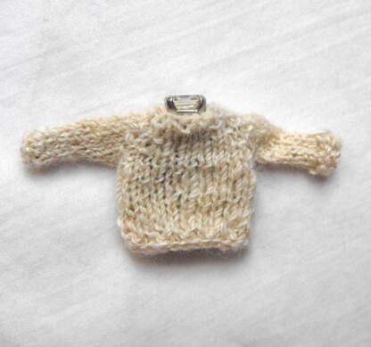 Tiny Sweater - Engagement Ring Cozy