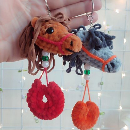 Mini horse with a horseshoe Keychain