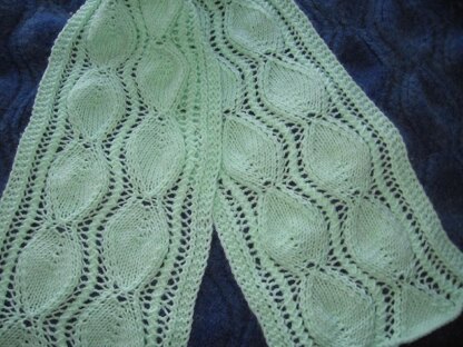 Candle-Lace Scarf
