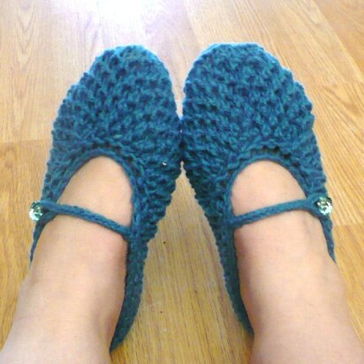 Bonnne Maman Mary Jane Slippers - knitting pattern