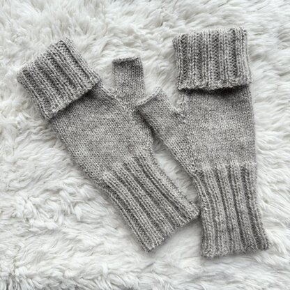 Warm and Fluffy Fingerless Mitts